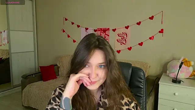 BellaSink online show from October 20, 2025, 5:20 am