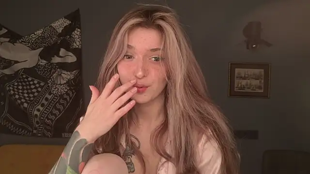 BellaSink online show from April 25, 2026, 9:34 am