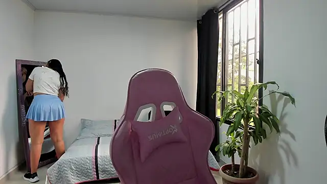 Kruela online show from October 27, 2025, 1:45 pm