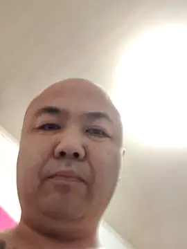 caige8888 online show from October 24, 2025, 10:58 am