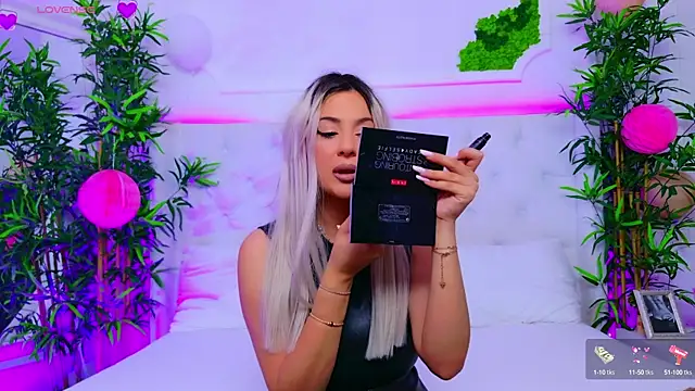 AriannaSins online show from September 22, 2025, 12:33 pm