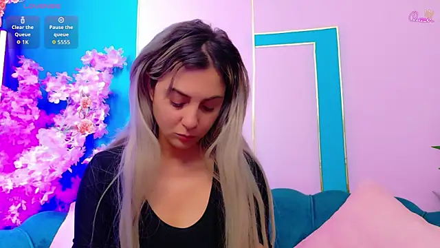AriannaSins online show from June 24, 2026, 12:15 pm
