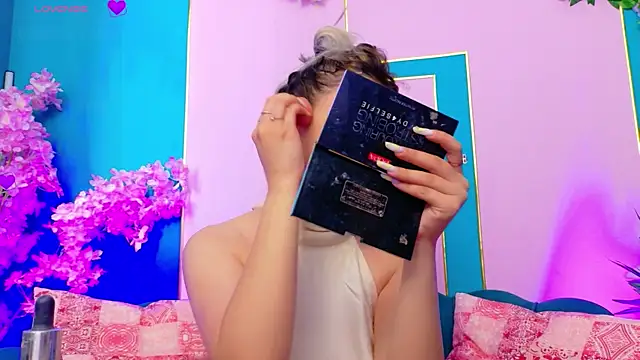 AriannaSins online show from July 20, 2026, 12:18 pm