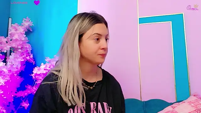 AriannaSins online show from July 14, 2026, 12:22 pm