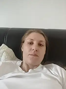 Snapshot of SandyCassie chatting on July 5, 2026, 9:16 am SandyCassie online show from July 5, 2026, 9:16 am