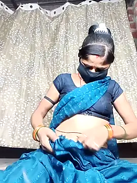 Snapshot of Rajni_chauhan chatting on June 17, 2026, 4:39 pm Rajni chauhan online show from June 17, 2026, 4:39 pm