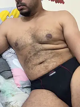 Handsome8677 online show from February 3, 2026, 8:41 am