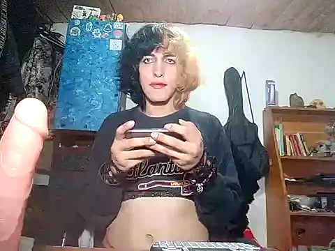 Maki Morningstar online show from February 20, 2026, 10:55 pm