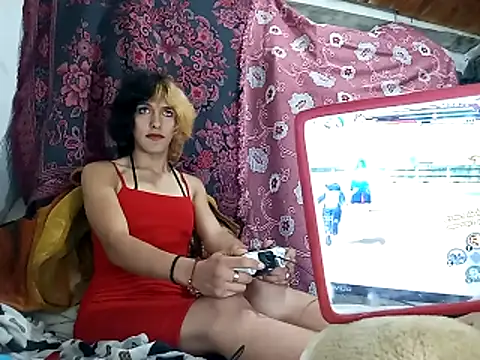 Maki Morningstar online show from December 21, 2025, 11:01 am