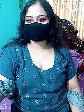 Snapshot of Porimoni22 chatting on May 14, 2026, 3:36 am Porimoni22 online show from May 14, 2026, 3:36 am
