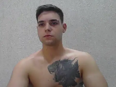 Zure-xxx online show from May 9, 2026, 12:58 am