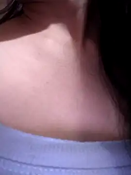 Spring-mky online show from November 4, 2025, 3:27 pm