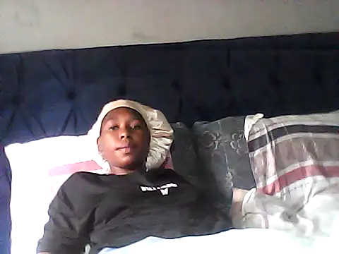 sexysmalldaily04 online show from October 21, 2025, 9:52 am