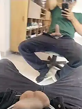 the vein18 online show from November 5, 2025, 5:49 pm