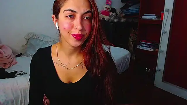 MariamGray1 online show from January 17, 2026, 9:40 pm