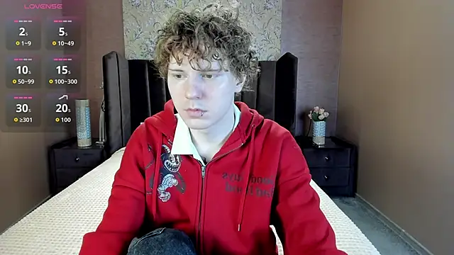 KevinMilky online show from March 18, 2026, 6:49 am