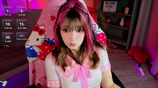 Snapshot of Soffi_Toffi chatting on February 24, 2026, 3:13 pm Soffi Toffi online show from February 24, 2026, 3:13 pm