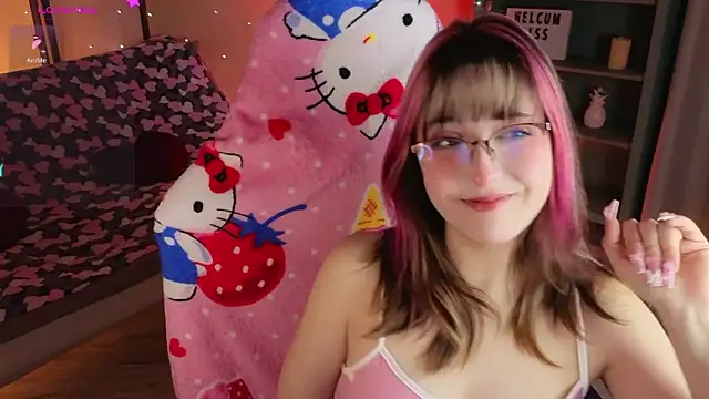 Snapshot of Soffi_Toffi chatting on March 9, 2026, 12:20 pm Soffi Toffi online show from March 9, 2026, 12:20 pm