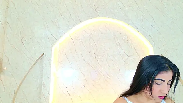 Antonella Russo1 online show from July 25, 2026, 1:28 pm