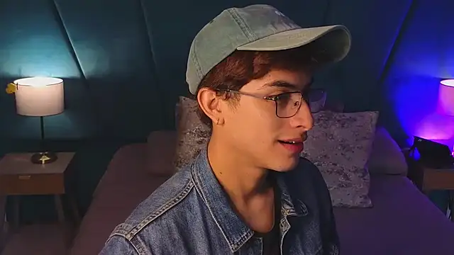 Aaron Eze online show from August 5, 2026, 12:43 pm