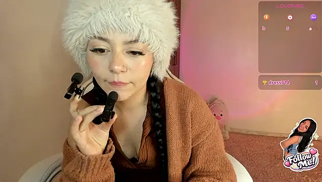 Snapshot of Midori_rosse chatting on July 14, 2026, 12:43 am Midori rosse online show from July 14, 2026, 12:43 am