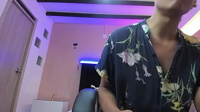 Xavier Fox    online show from March 19, 2026, 8:20 pm