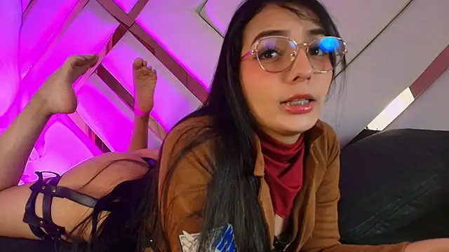 michelle cutee  online show from June 19, 2026, 8:14 pm