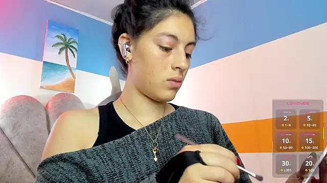 moon winy online show from October 22, 2025, 11:42 am