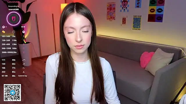 Yasmin Kass online show from March 22, 2026, 6:48 am