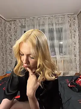 AlexandraXKitty online show from February 4, 2026, 10:27 pm