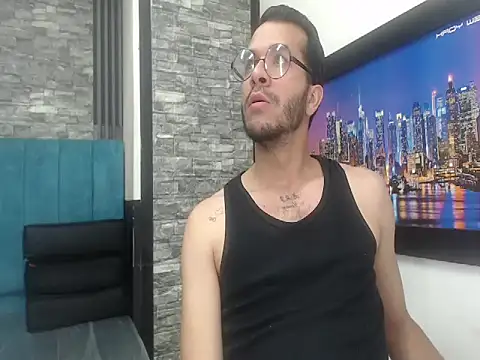 pether hairy online show from October 23, 2025, 3:49 am