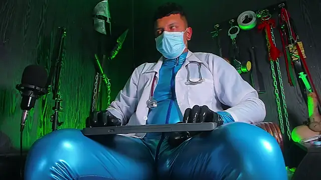 Master Connor BDSM online show from July 14, 2026, 2:05 am