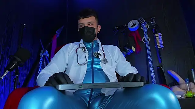 Master Connor BDSM online show from June 5, 2026, 10:26 pm