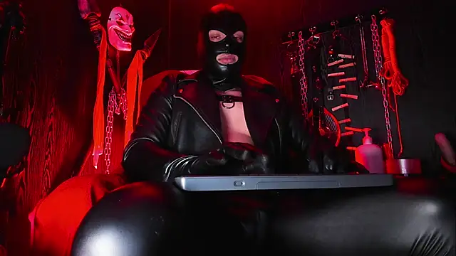 Master Connor BDSM online show from January 6, 2026, 2:26 am