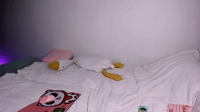 3 Cara Delfie 4 online show from January 8, 2026, 11:22 pm