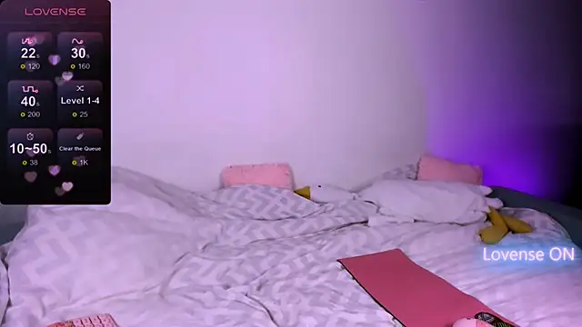 3 Cara Delfie 4 online show from December 15, 2025, 12:49 am