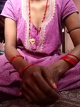 Snapshot of Hot_Lilly02 chatting on December 18, 2025, 8:41 am Hot Lilly02 online show from December 18, 2025, 8:41 am
