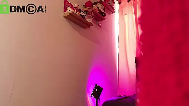 Lunaira Deep online show from July 28, 2026, 7:39 pm