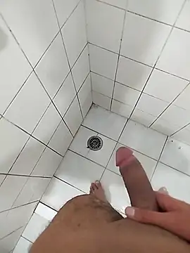 Snapshot of geovanii157 chatting on October 29, 2025, 2:21 am geovanii157 online show from October 29, 2025, 2:21 am