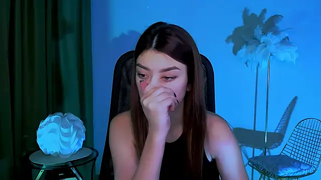 AnaSteisher online show from December 5, 2025, 2:26 pm