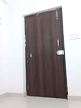 hornybitch690 online show from April 7, 2026, 3:47 pm