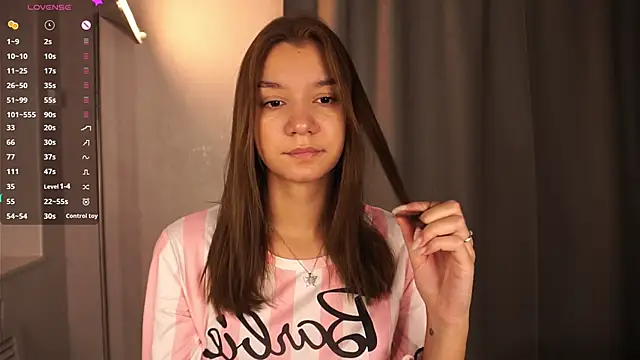 BrynnHolverson online show from October 27, 2025, 6:20 pm