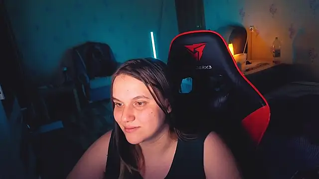 CherylVinyl online show from February 14, 2026, 8:31 pm