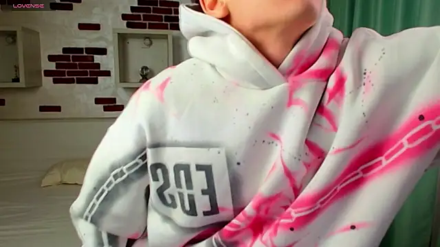 BradyFlint online show from February 12, 2026, 5:07 am