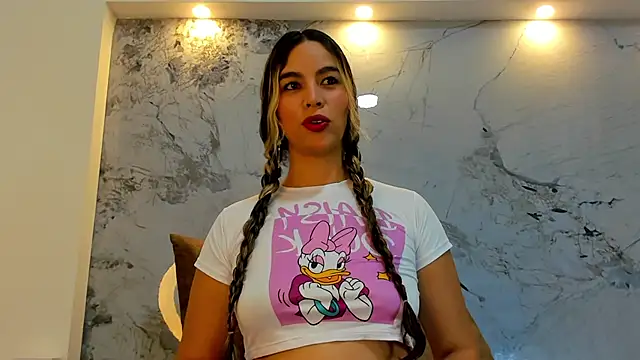 Karina chastillo online show from July 28, 2026, 11:17 am