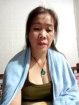 tabby-cat11 online show from November 22, 2025, 7:24 pm