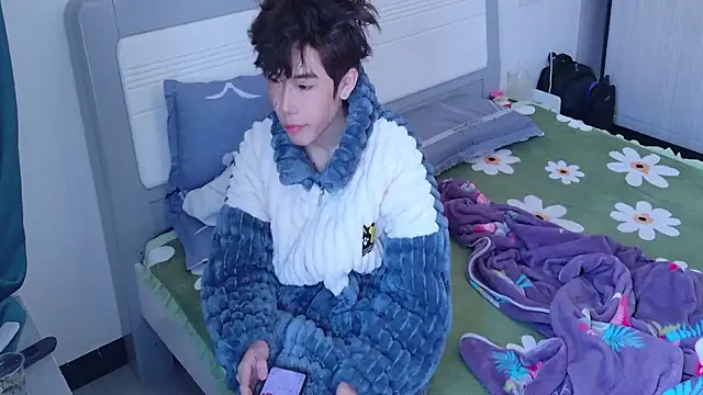 Stuffy-111 online show from October 24, 2025, 4:22 am