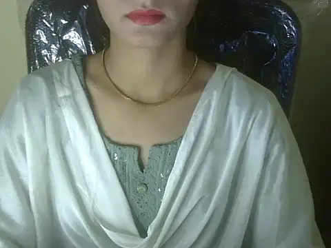 Shezi N online show from November 13, 2025, 1:04 pm