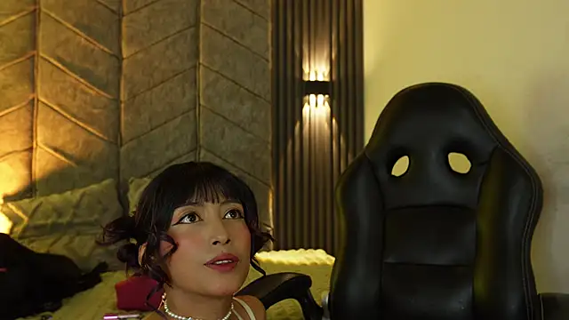 Snapshot of Rynka_ chatting on February 10, 2026, 3:49 am Rynka online show from February 10, 2026, 3:49 am