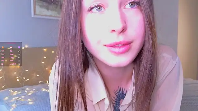 TinyMollys online show from March 15, 2026, 3:52 pm